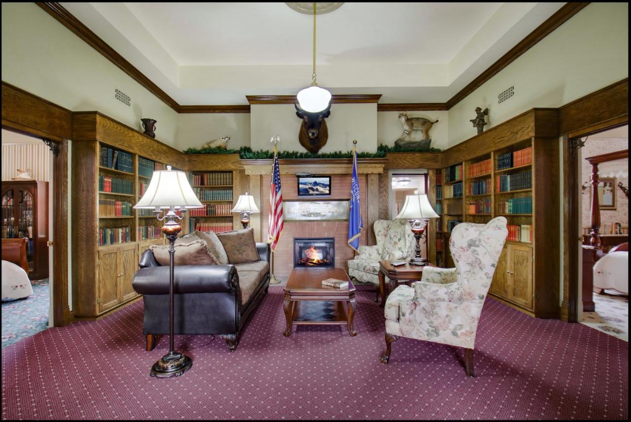 Carnegie Hall Boutique Hotel Ladysmith Exteriör bild